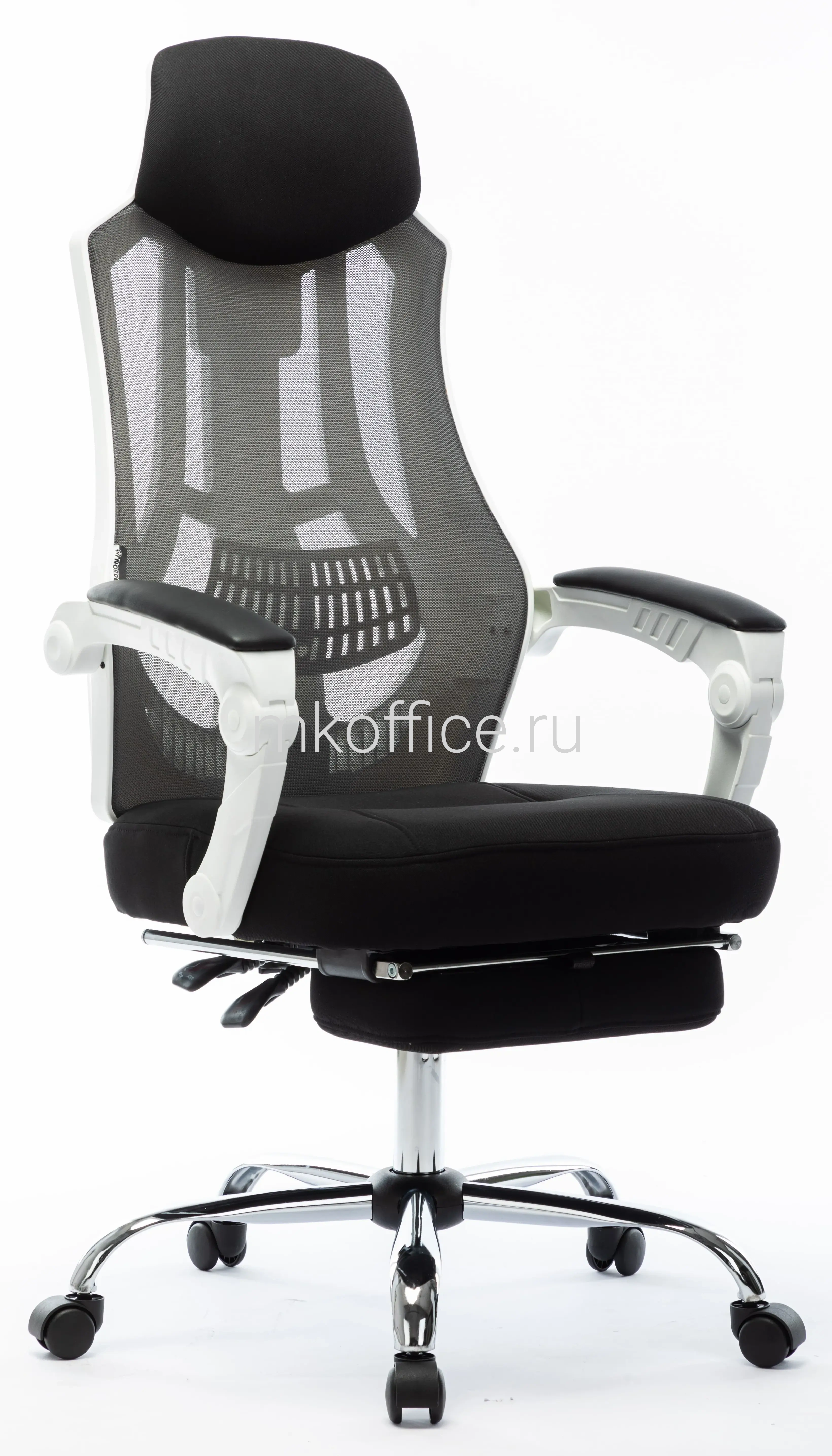 Кресло для руководителя 007 NEW white Кресло для руководителя 007 NEW white